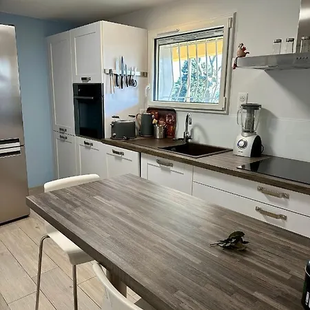 Maison-bonheur A 15 Mn De Lyon Appartement *
