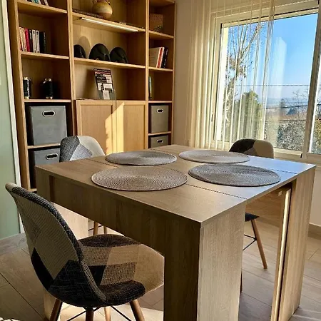 Appartement Maison-bonheur A 15 Mn De Lyon *